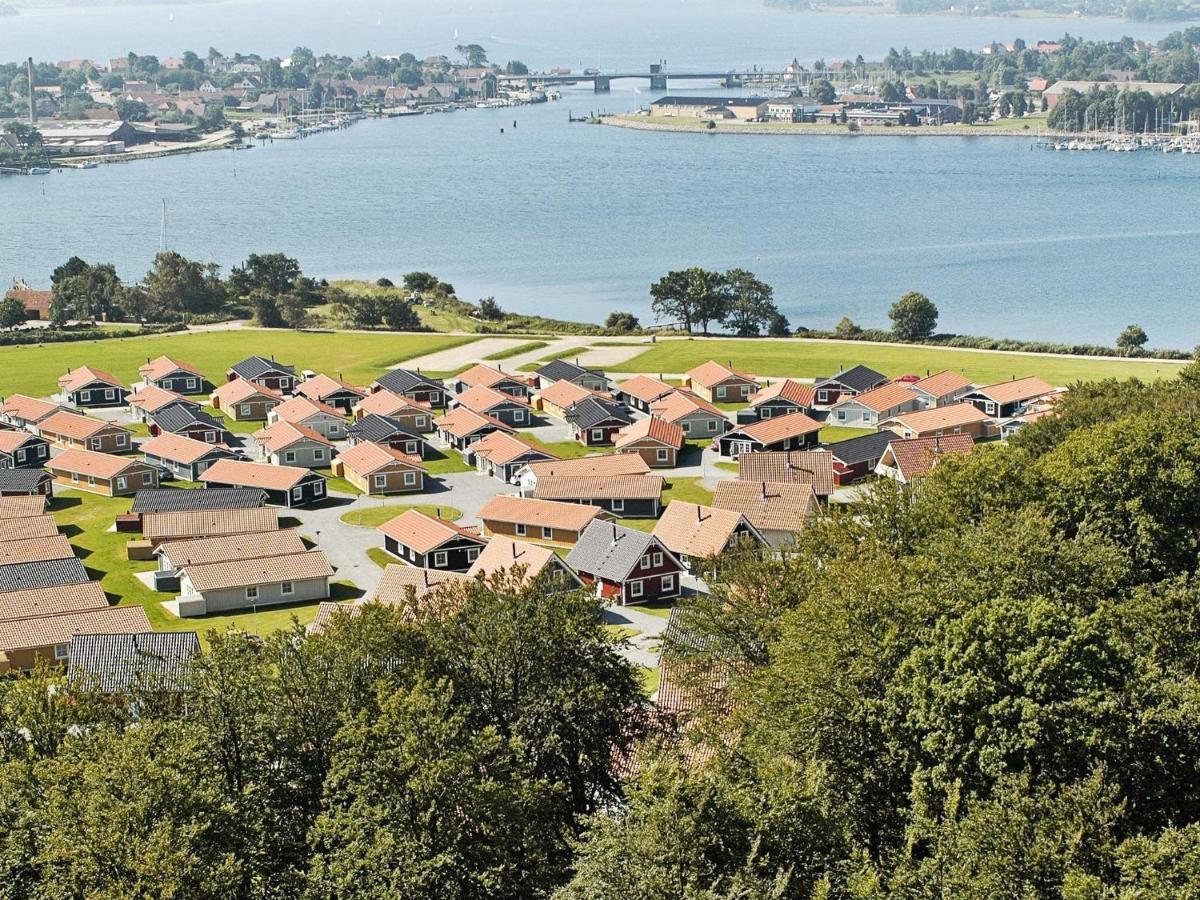 6 Person Holiday Home On A Holiday Park In Grasten Exterior photo